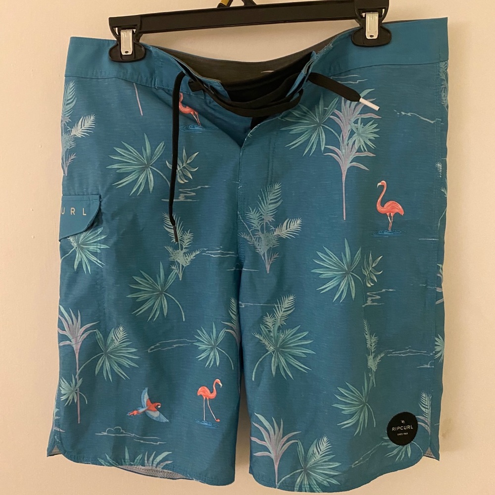 Rip curl board shorts size 31